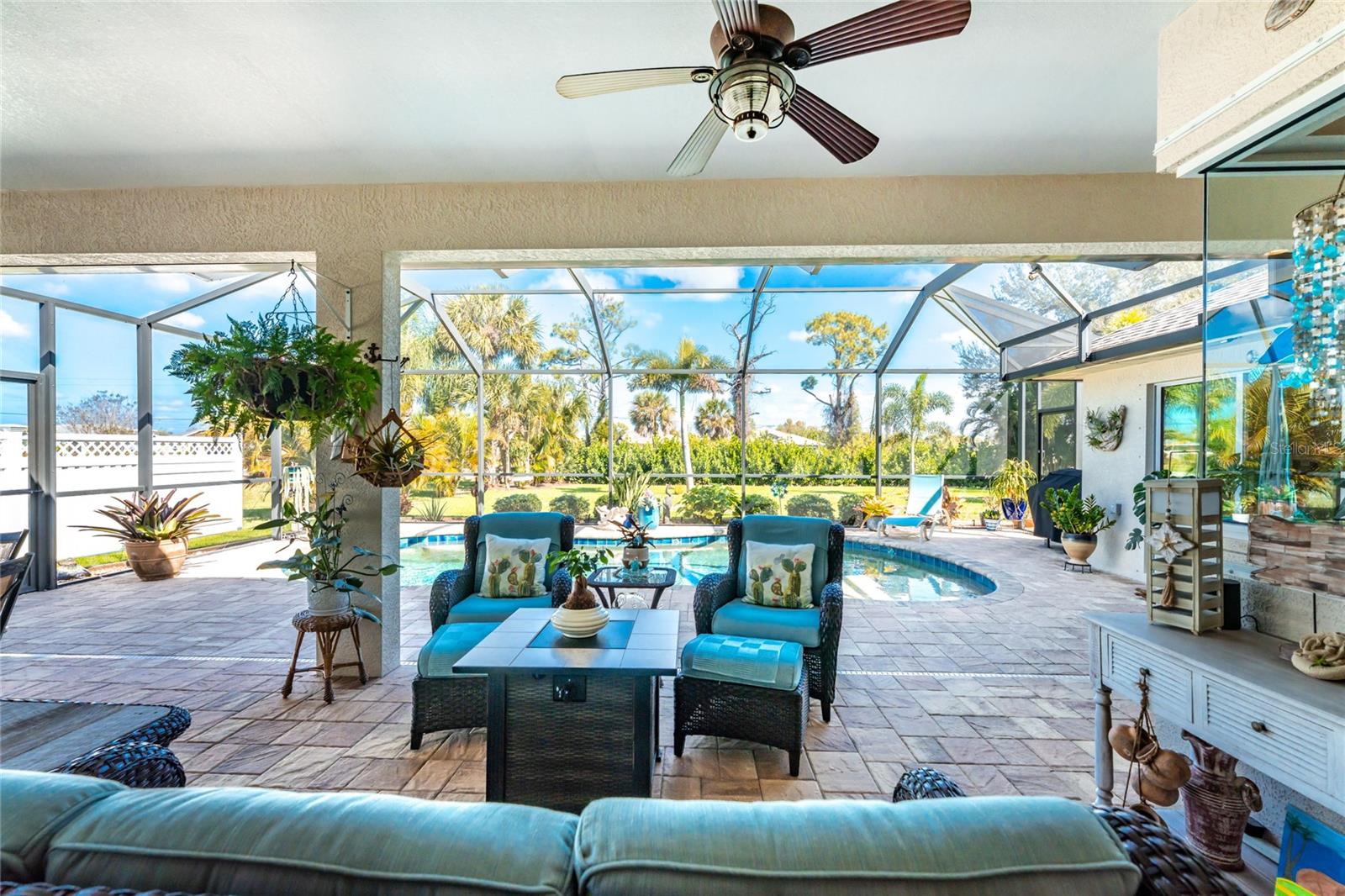 ROTONDA WEST BROADMOOR - Residential