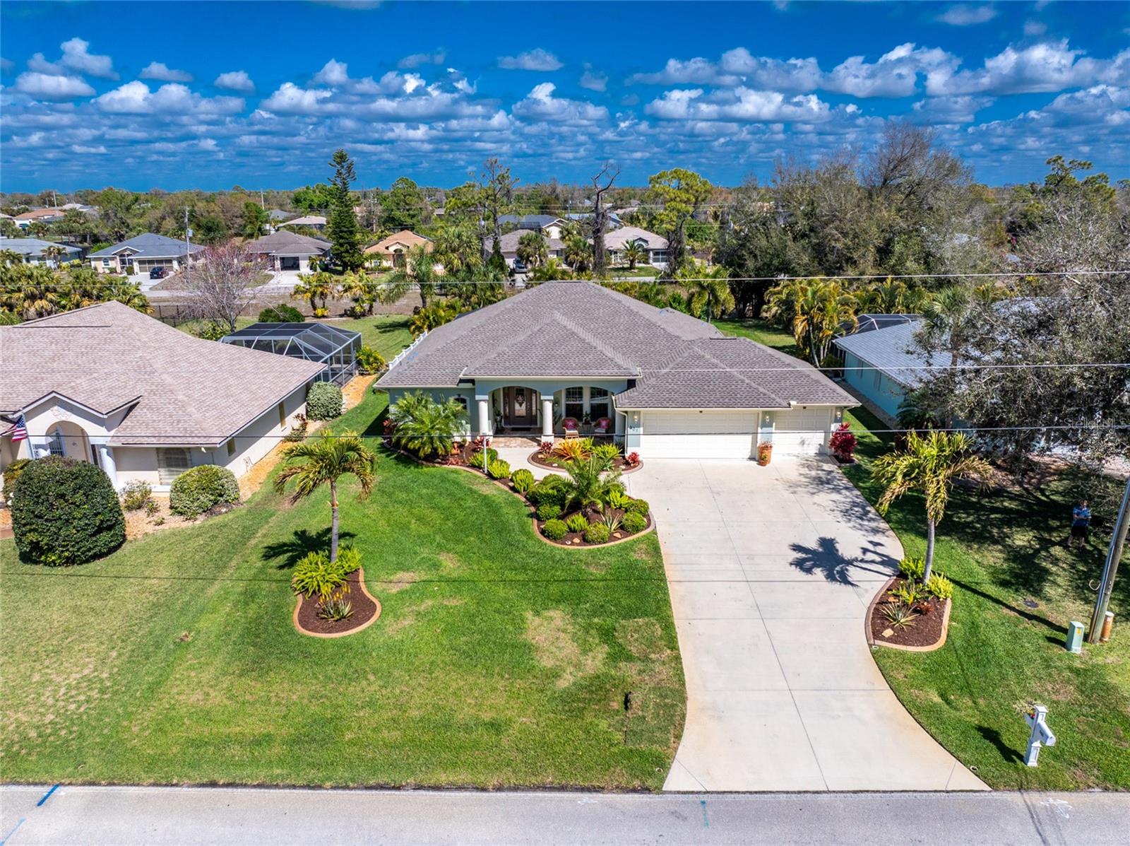 ROTONDA WEST BROADMOOR - Residential