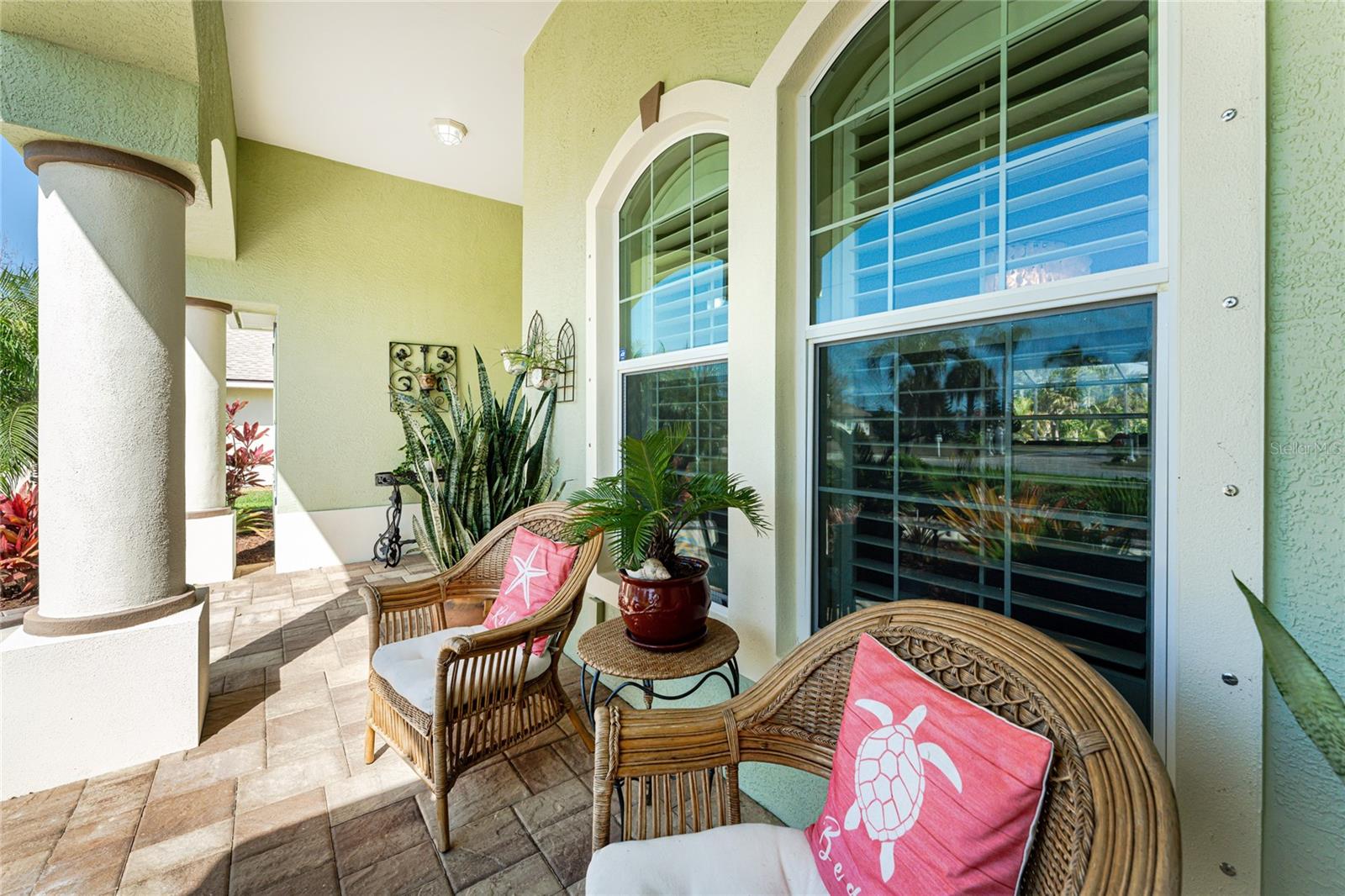 ROTONDA WEST BROADMOOR - Residential