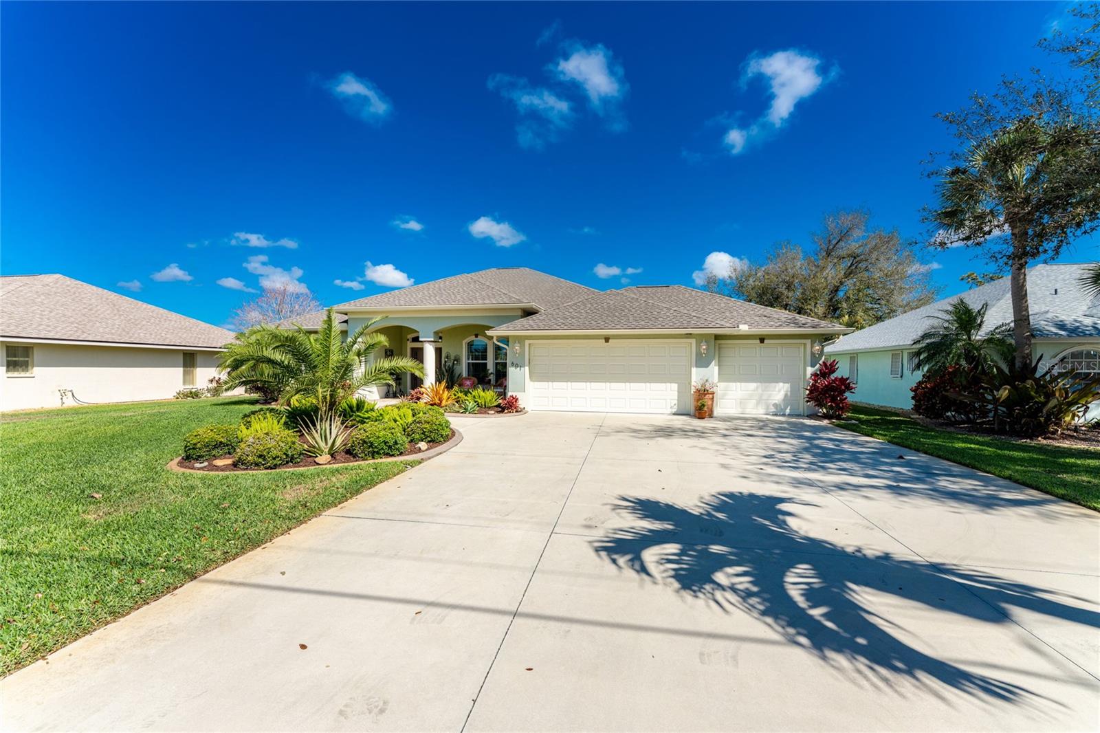 ROTONDA WEST BROADMOOR - Residential