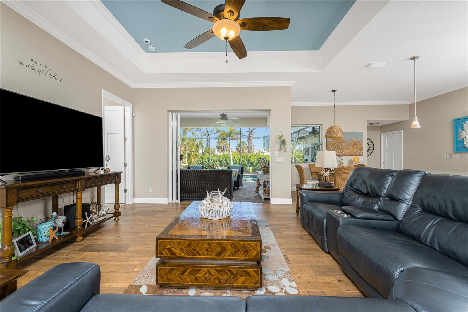 ROTONDA WEST BROADMOOR - Residential