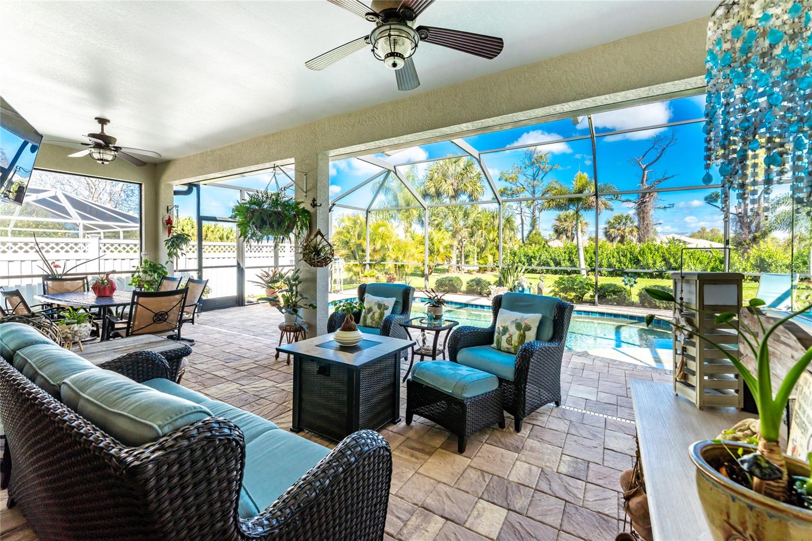 ROTONDA WEST BROADMOOR - Residential