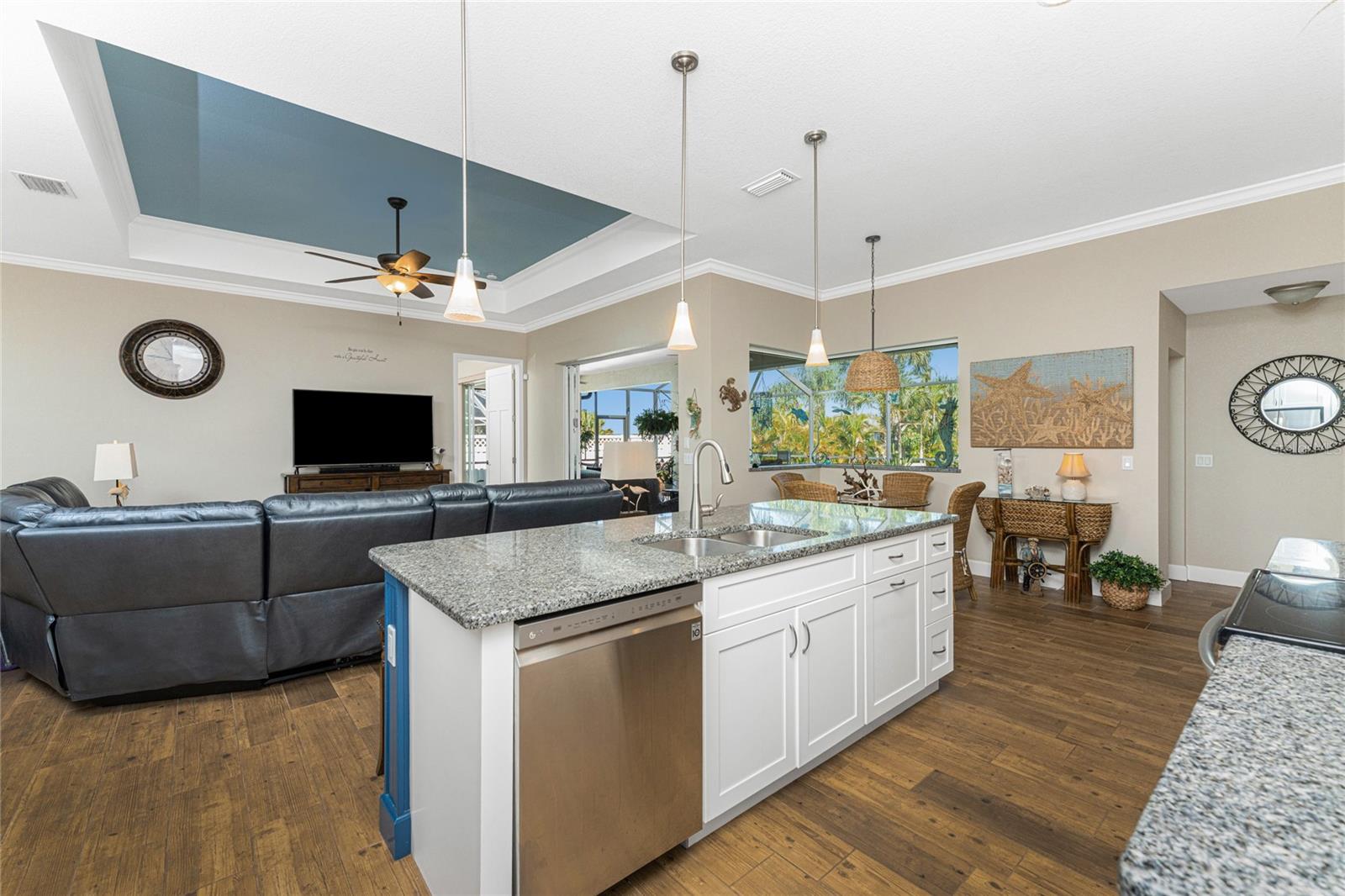 ROTONDA WEST BROADMOOR - Residential