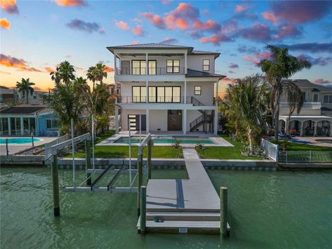 820 BAY POINT DRIVE MADEIRA BEACH FL 33708