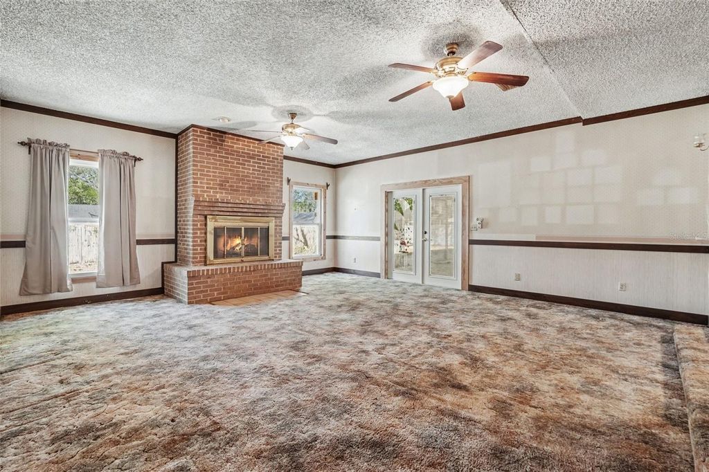 Photo of 2835 Bellwood Dr, Brandon, FL 33511 (MLS # TB8489657)