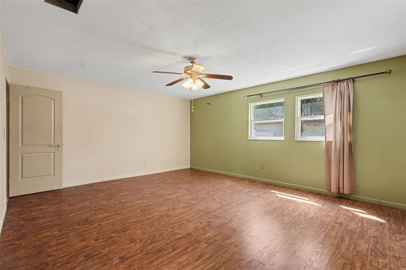 ROLLING MEADOWS - Residential