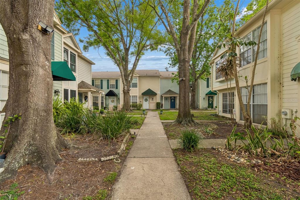 Photo of 13813 Fletchers Mill Drive, Tampa, FL 33613 (MLS # TB8502099)