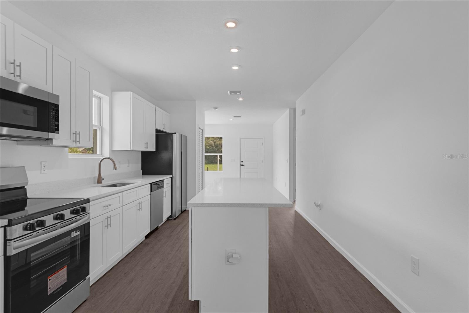 2229 RANDALL STREET