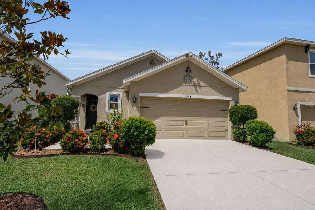 Photo of 5108 Old Turner Lane, Palmetto, FL 34221 (MLS # A4703910)