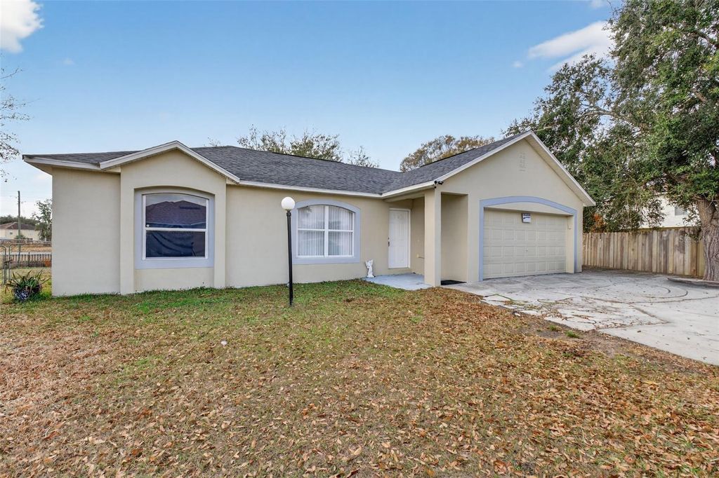 Photo of 306 Cocoa Court, Kissimmee, FL 34758 (MLS # O6383519)