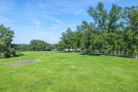 Tiny photo for 7950 NW 80th Avenue, Ocala, FL 34482 (MLS # OM717850)