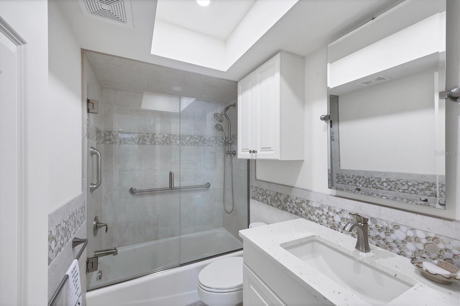 LACOQUINA BEACH BLDG D - Residential