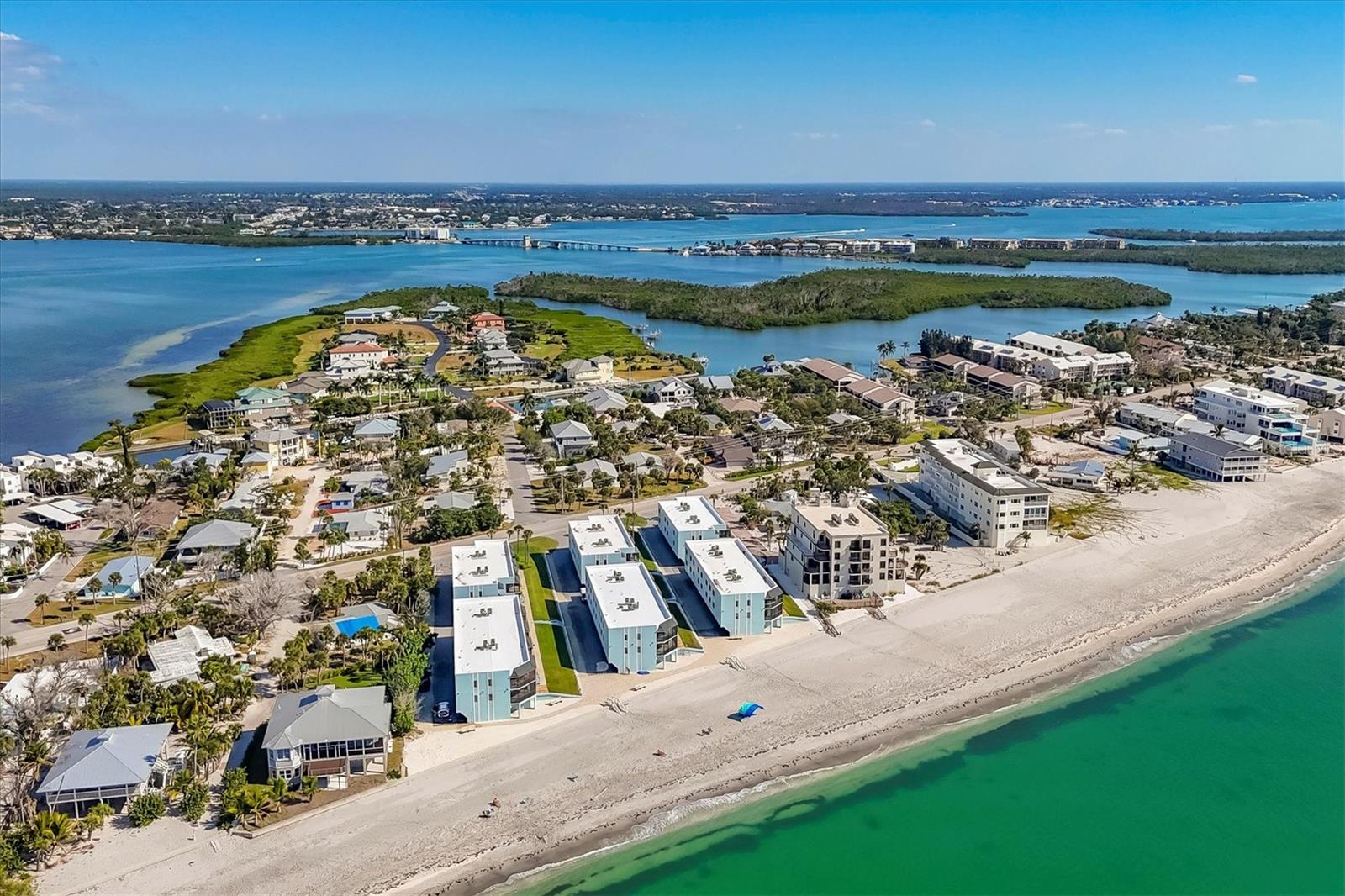 LACOQUINA BEACH BLDG D - Residential