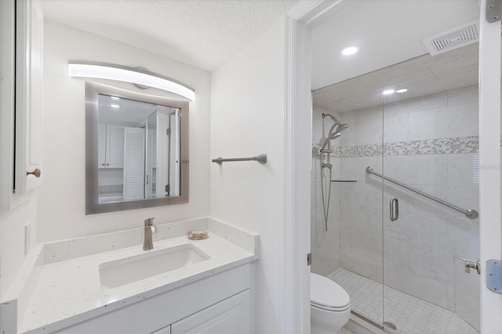 LACOQUINA BEACH BLDG D - Residential