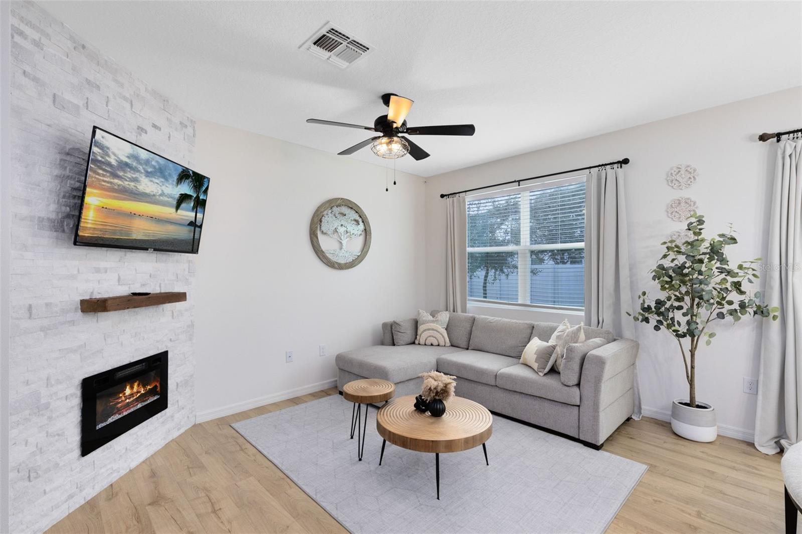 MADISON PLACE PH 2 - Residential