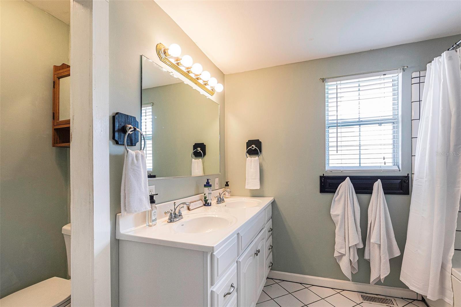 ROCKNERS C W MRS ADD - Residential