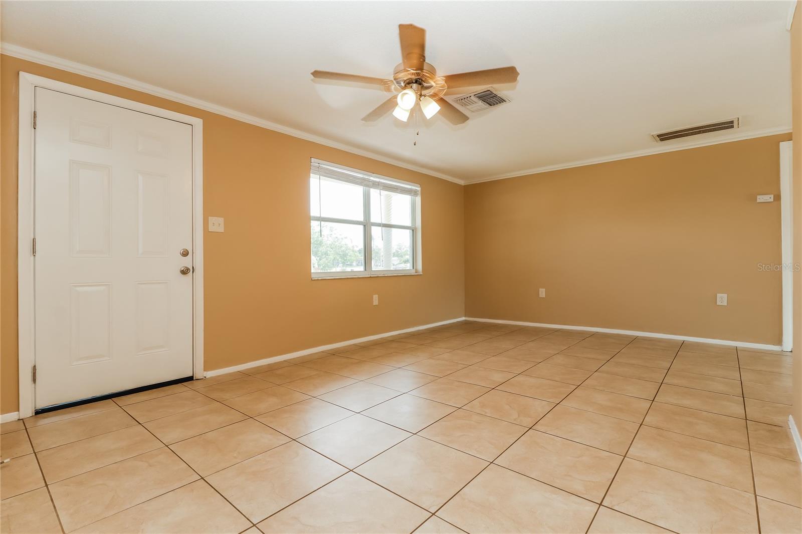 HOLIDAY LAKE ESTATES - Residential Lease