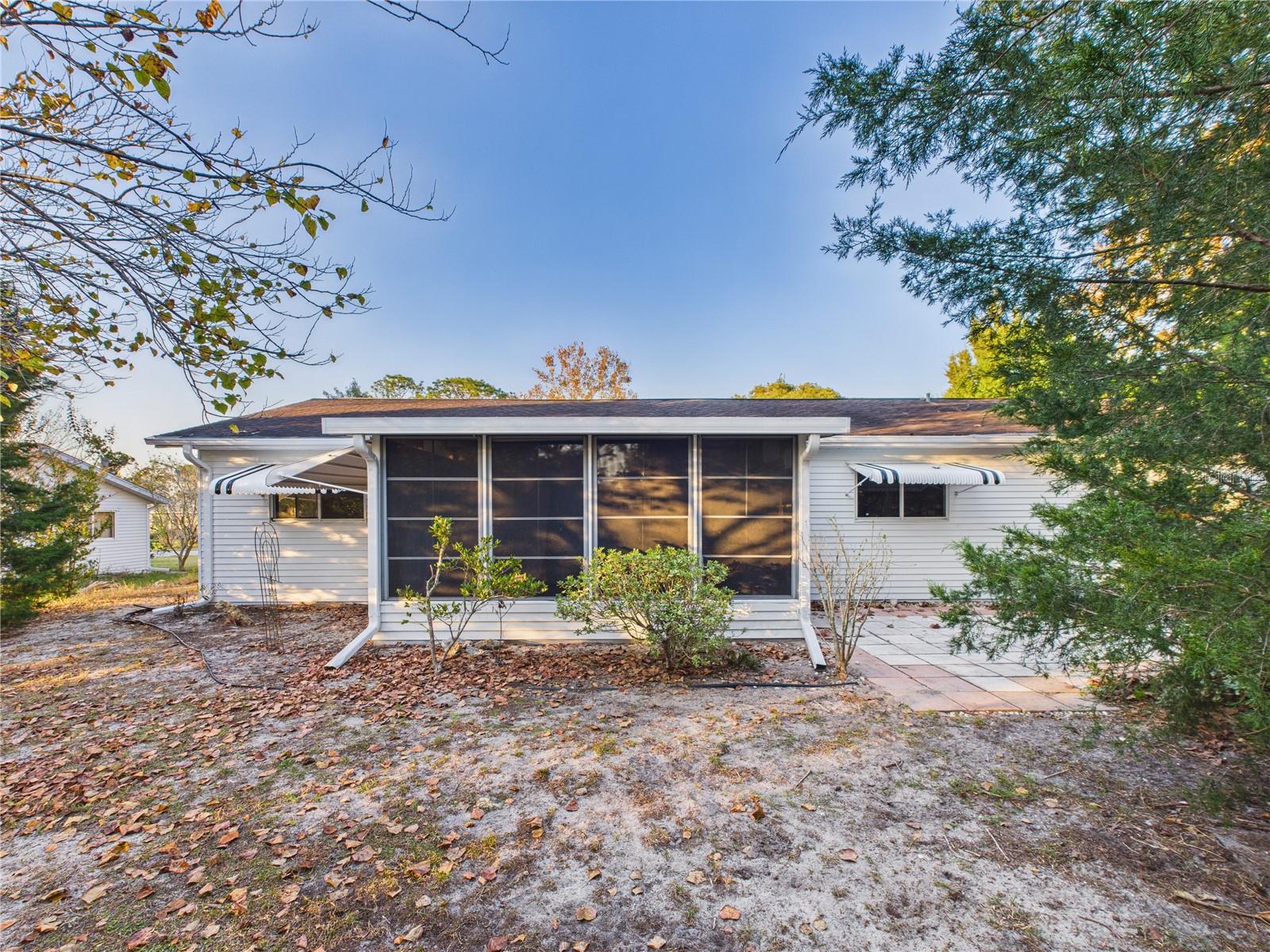 PALM CAY - Residential