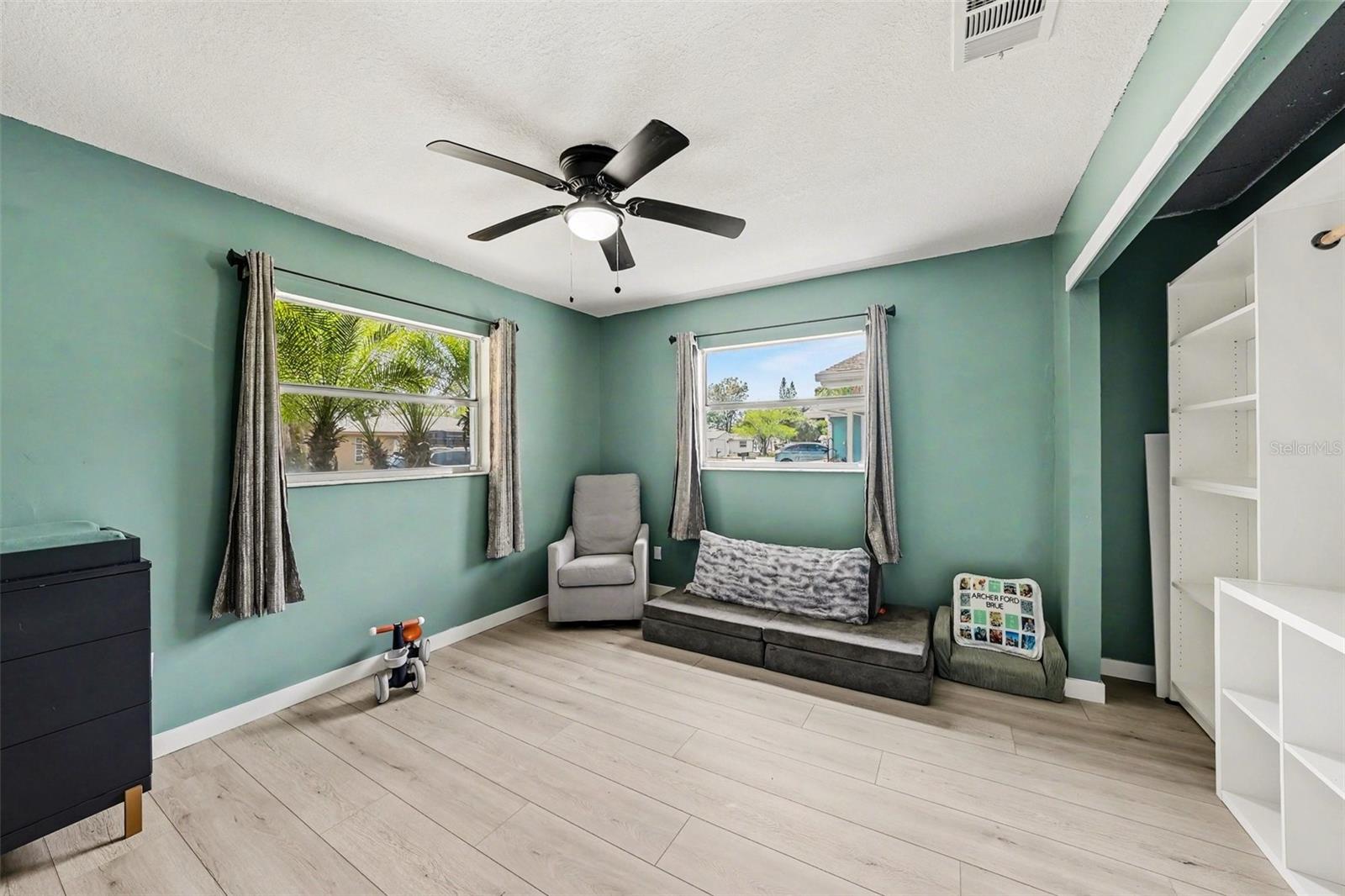 HARBOR PALMS - Residential