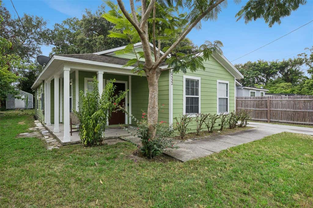 Photo of 4532 Huppel Avenue, Orlando, FL 32811 (MLS # G5115672)