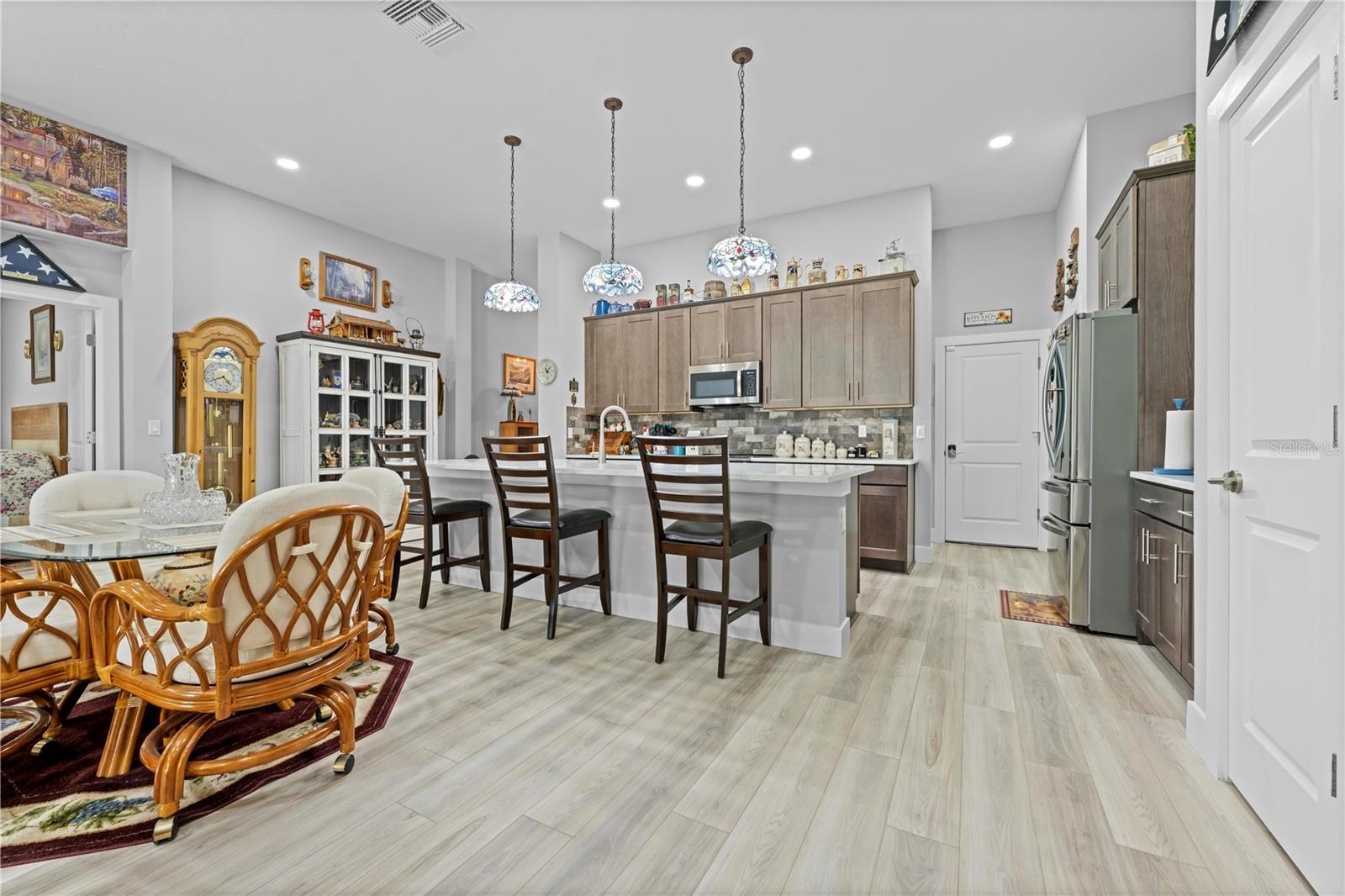 ROYAL HIGHLANDS - Residential