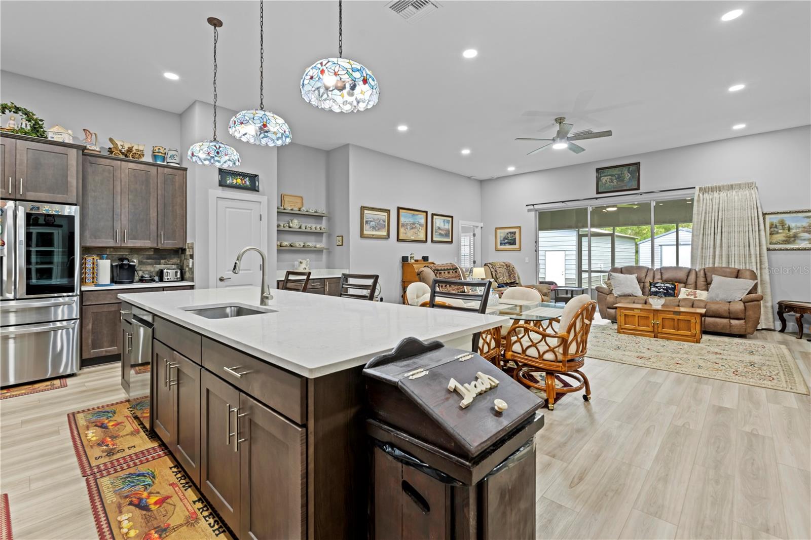 ROYAL HIGHLANDS - Residential