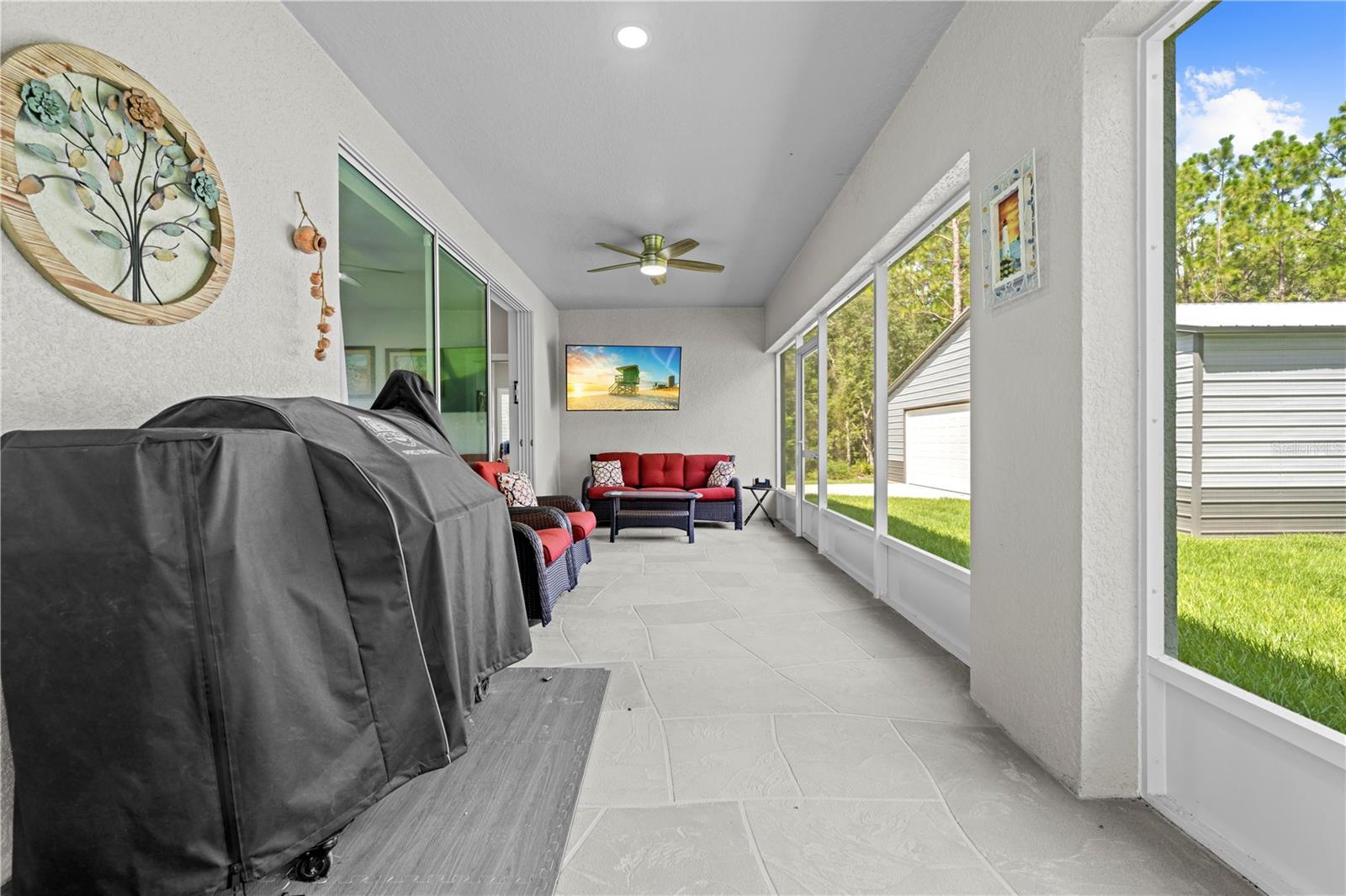 ROYAL HIGHLANDS - Residential