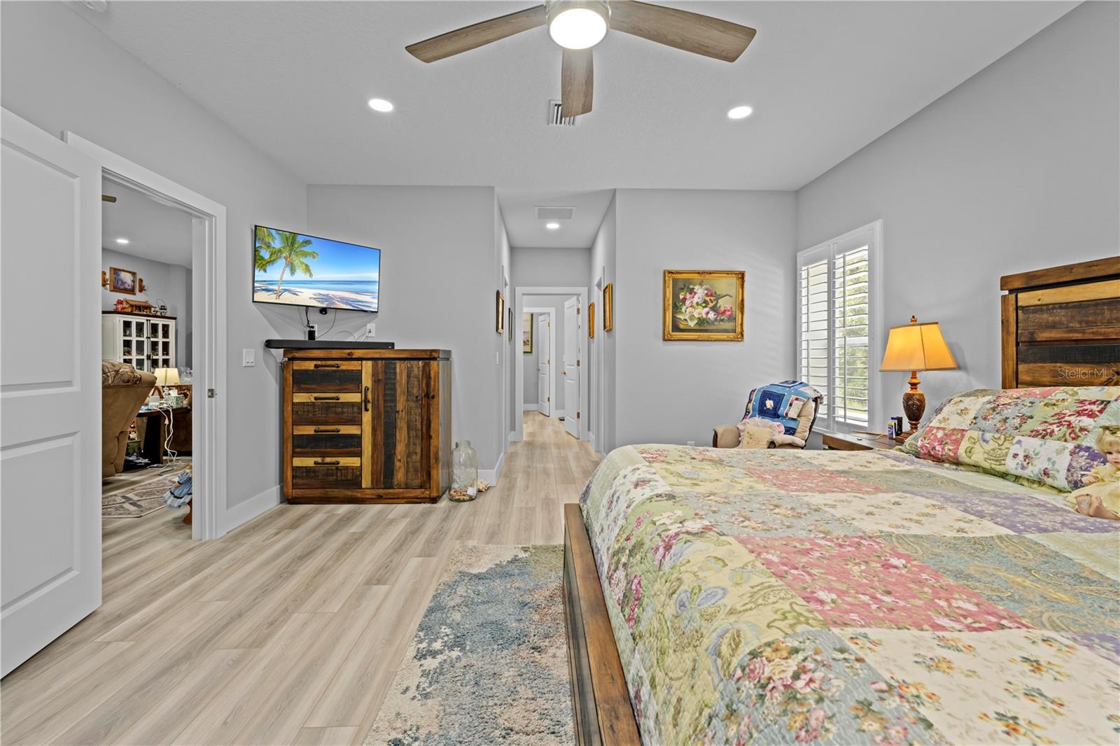 ROYAL HIGHLANDS - Residential