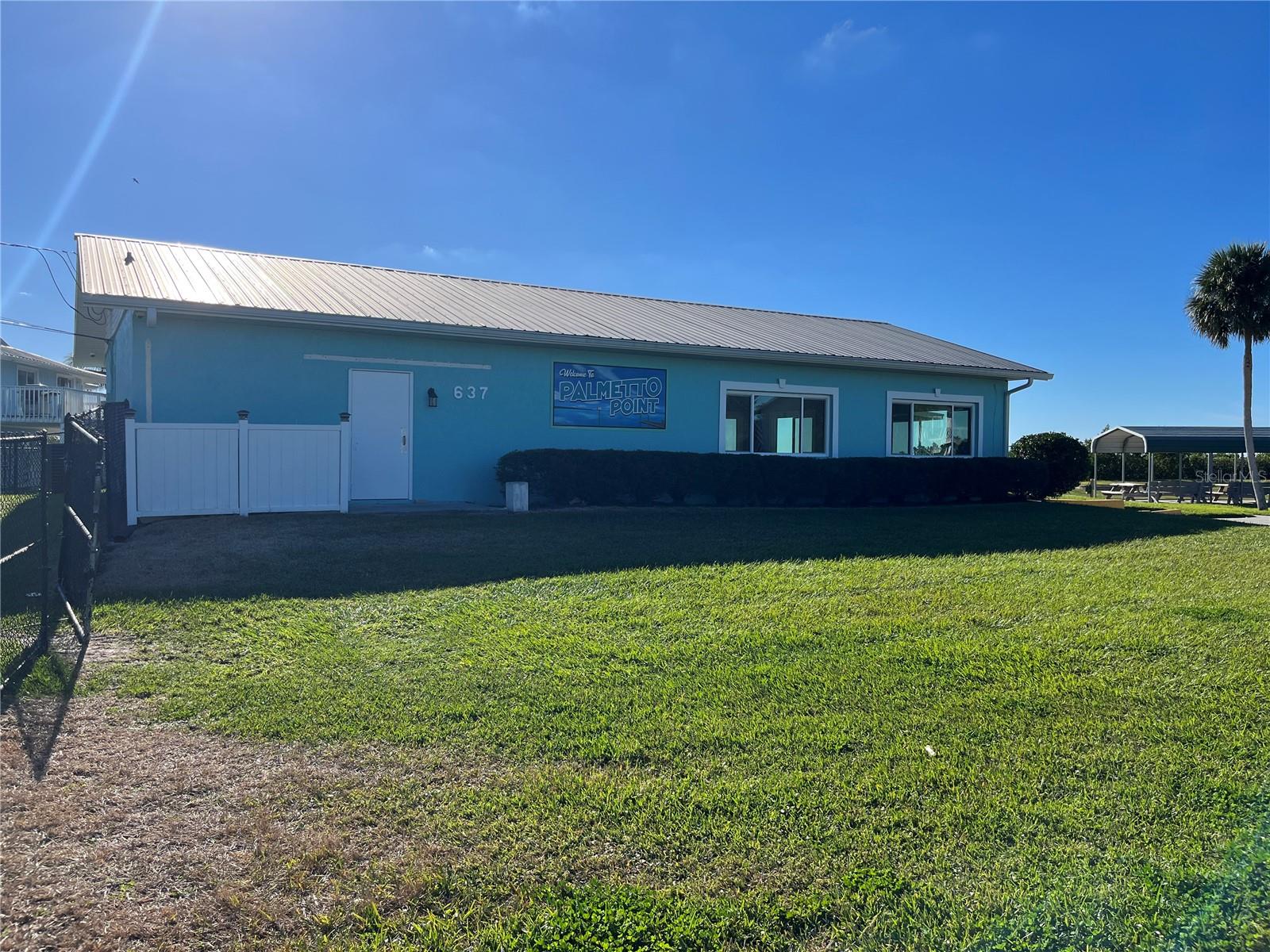 COURTNEY PLUM - Residential