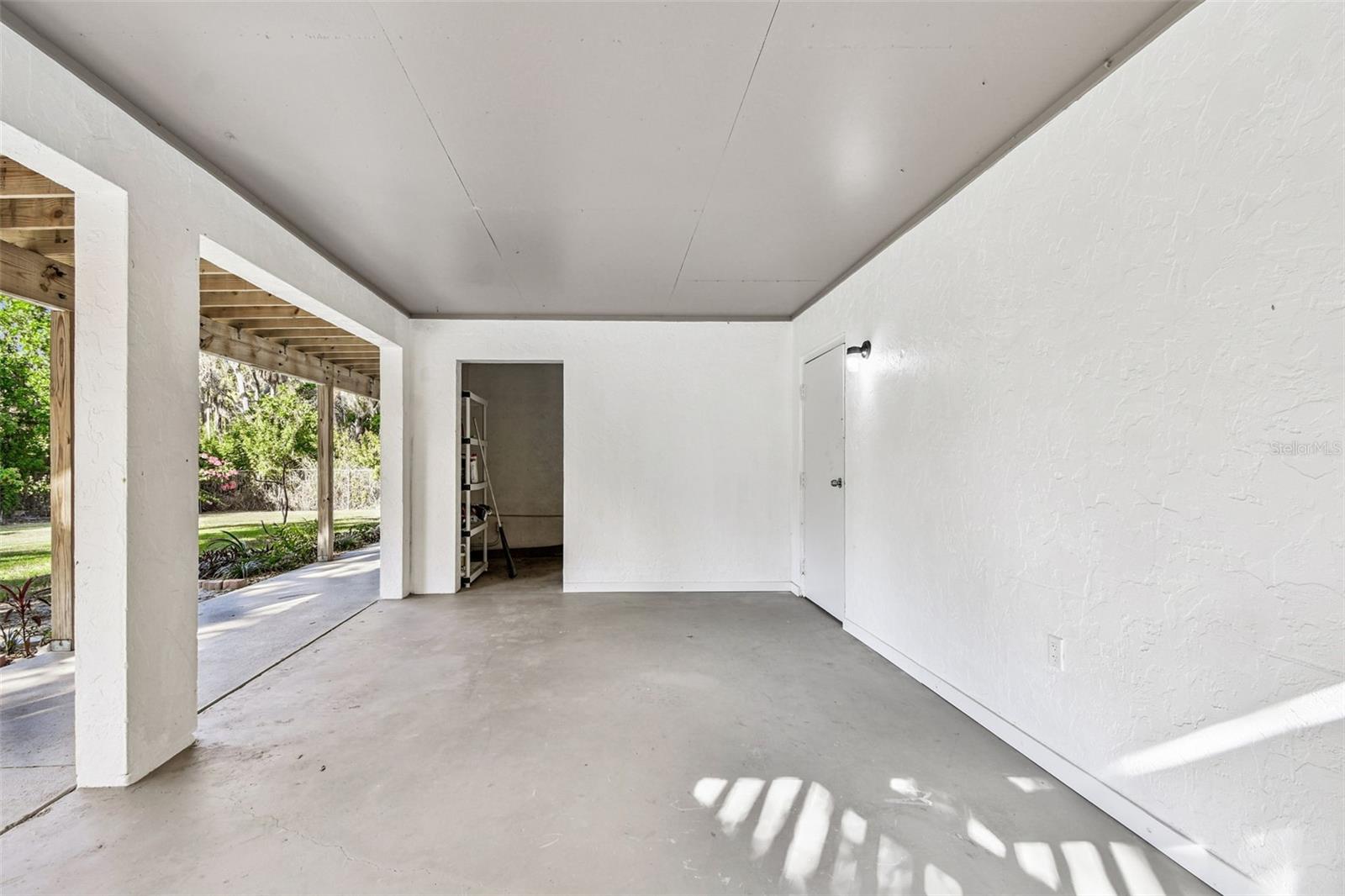 COURTNEY PLUM - Residential