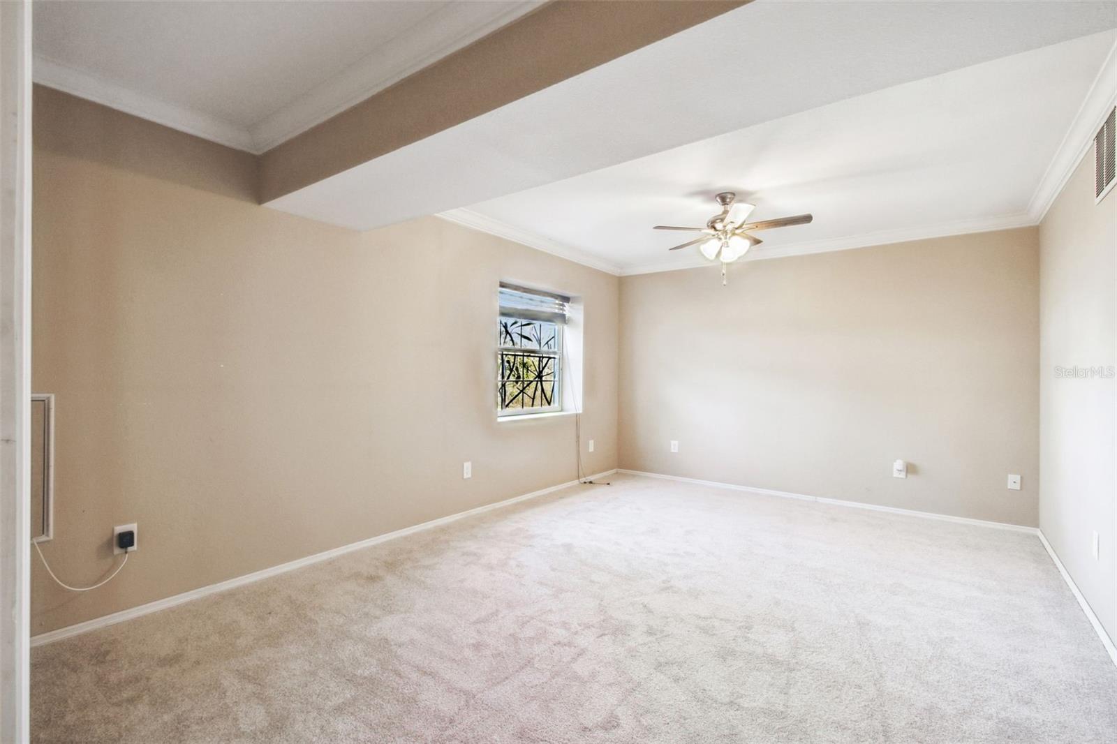 COURTNEY PLUM - Residential