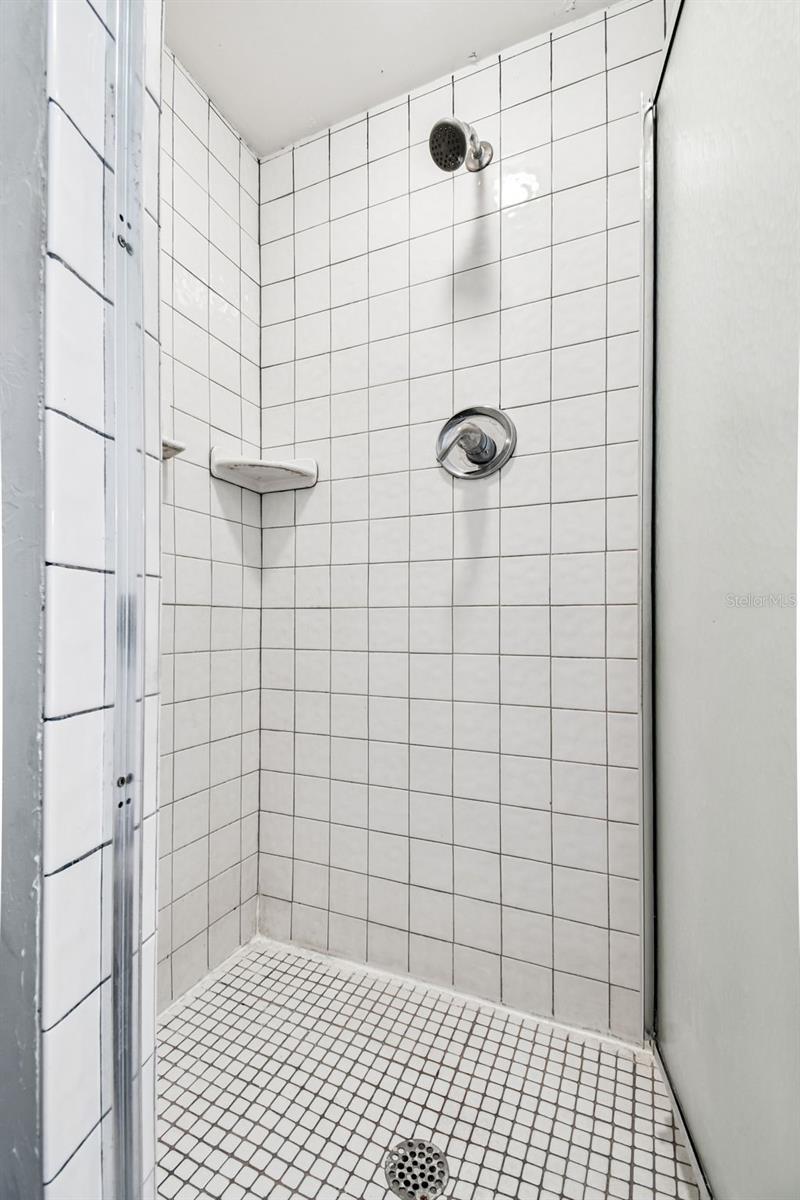 COURTNEY PLUM - Residential