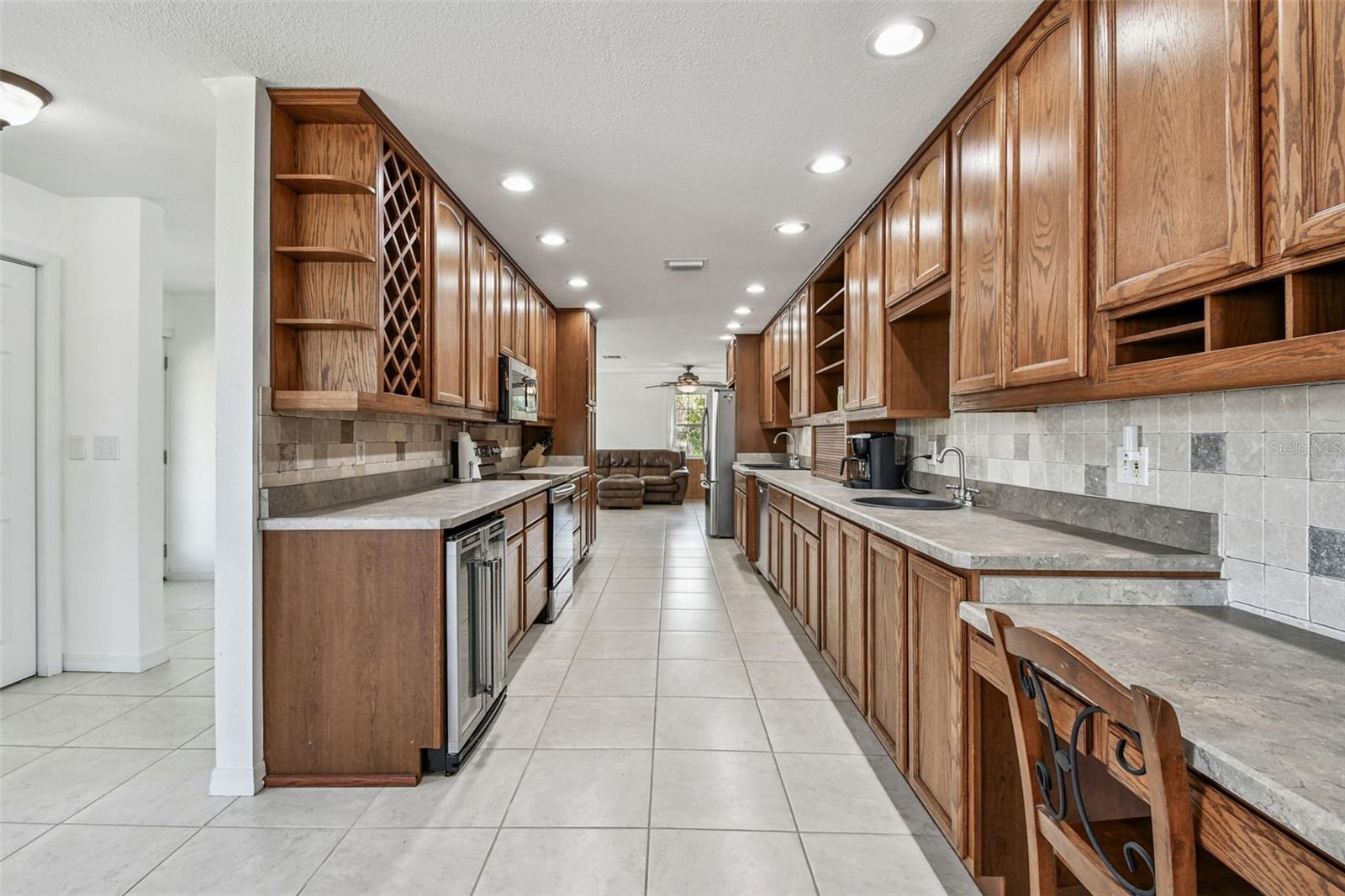 COURTNEY PLUM - Residential