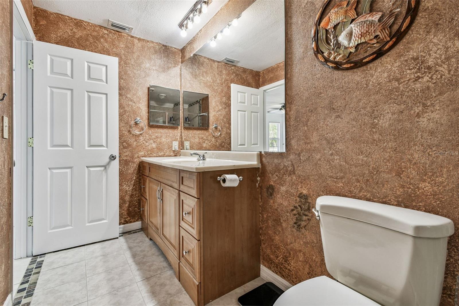 COURTNEY PLUM - Residential