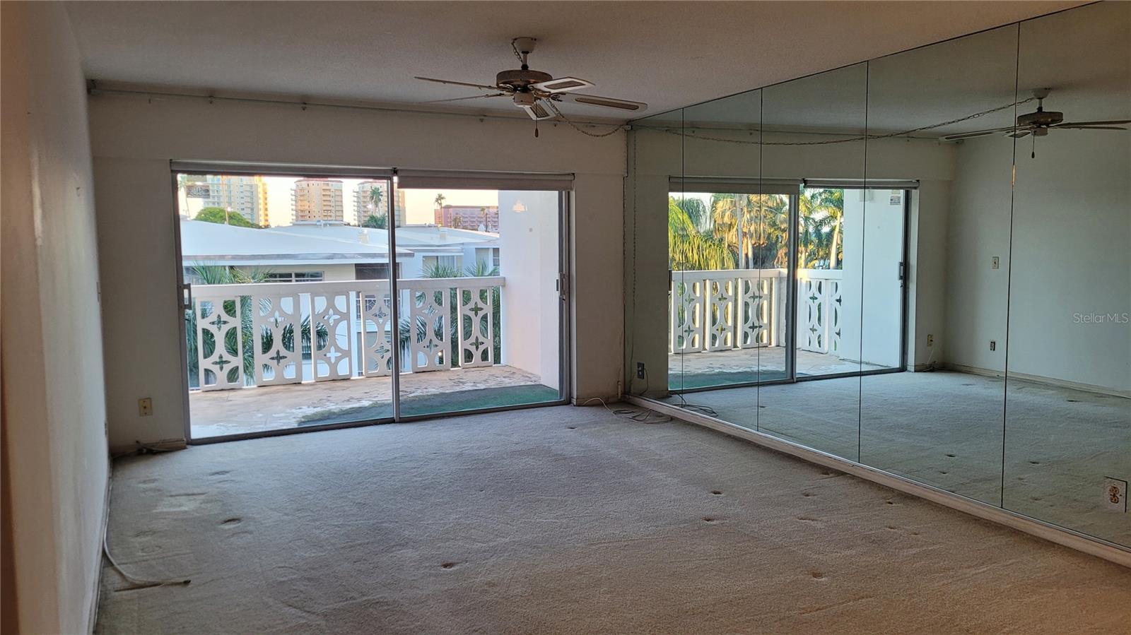 1100 N SHORE DRIVE NE 407