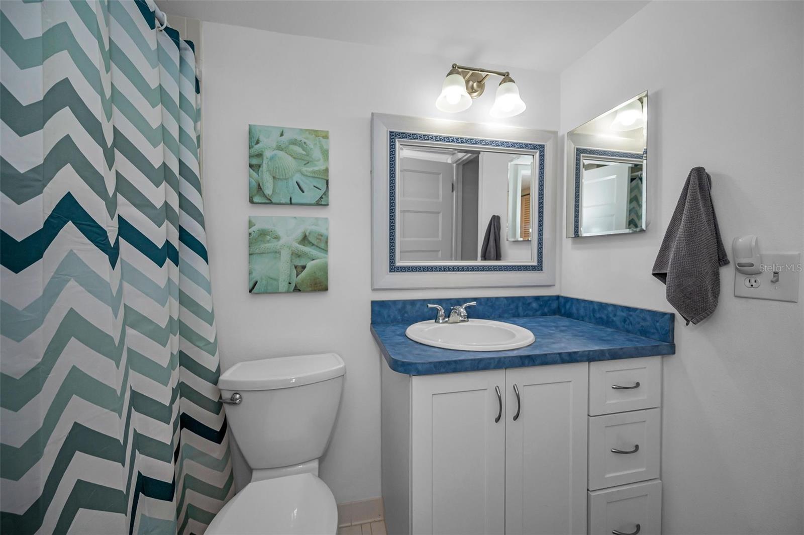CONCORD TOWERS CONDO - Residential