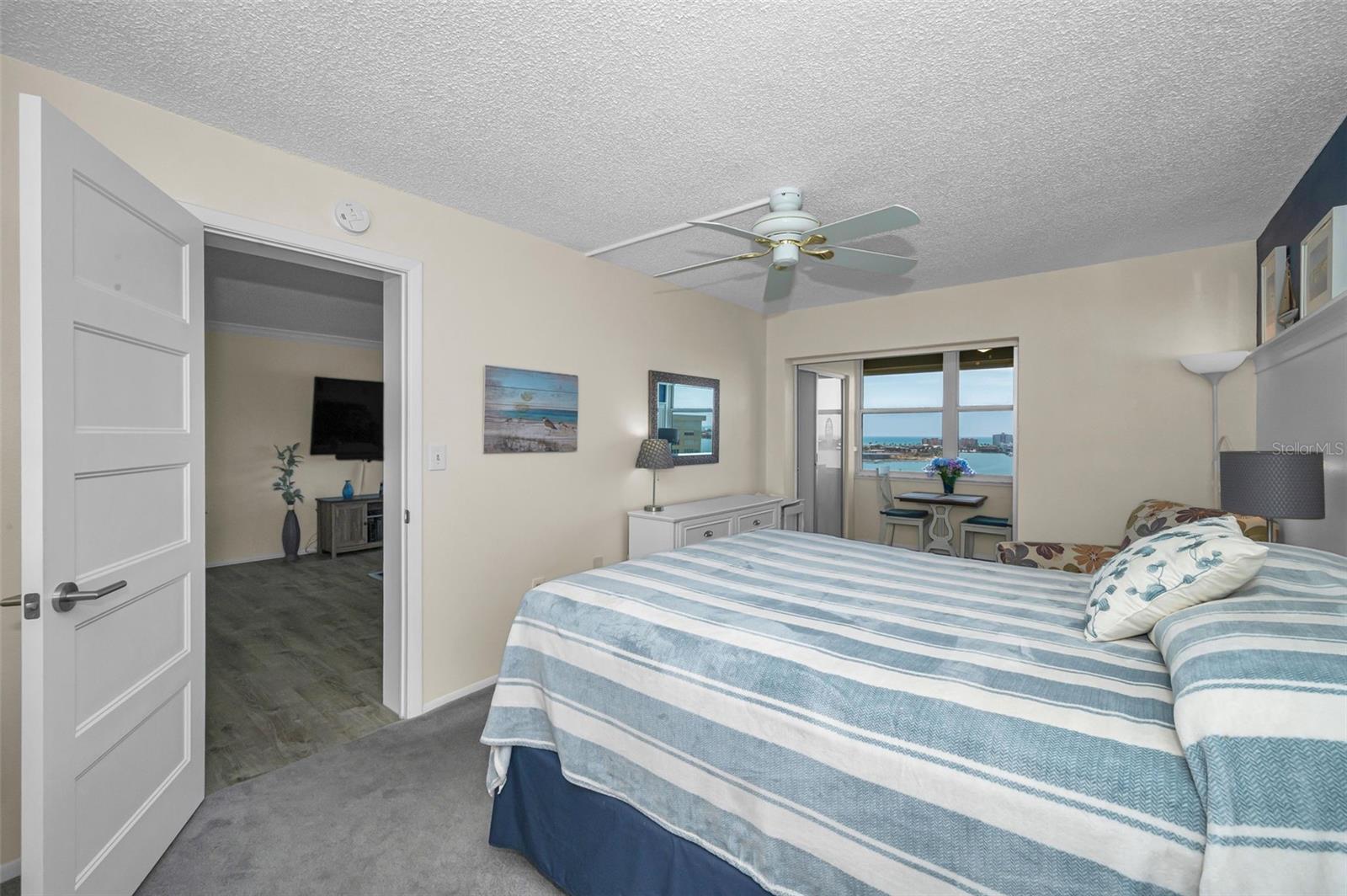 CONCORD TOWERS CONDO - Residential