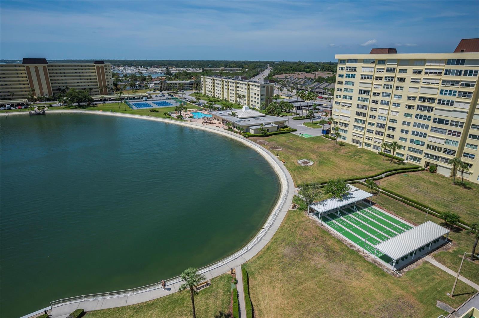 CONCORD TOWERS CONDO - Residential