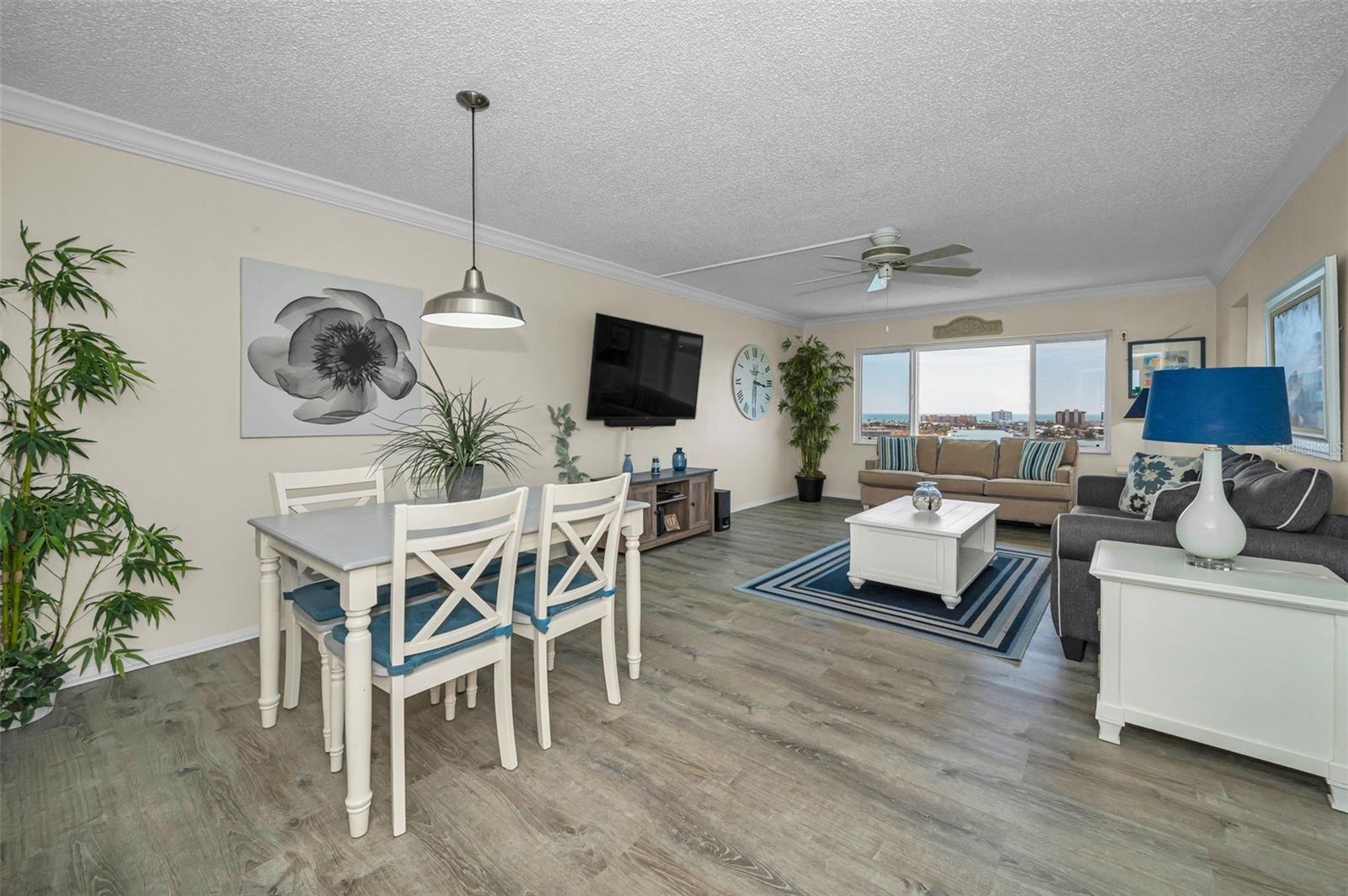 CONCORD TOWERS CONDO - Residential