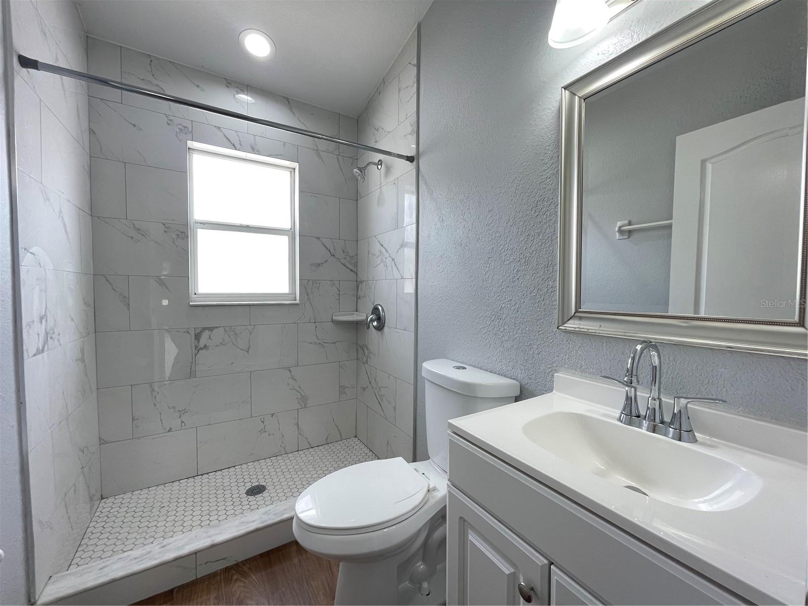 DREWS JOHN H SUB BLKS 1 TO 10 - Residential Lease