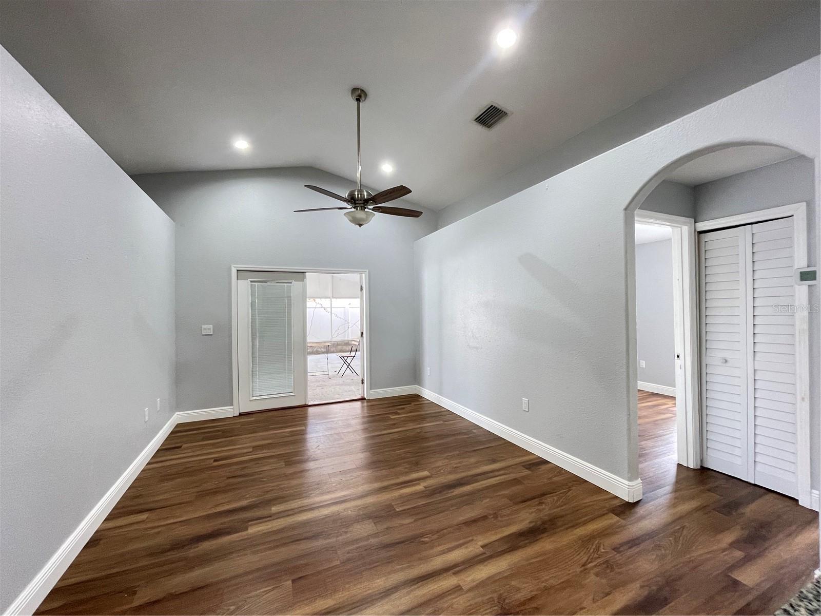 DREWS JOHN H SUB BLKS 1 TO 10 - Residential Lease