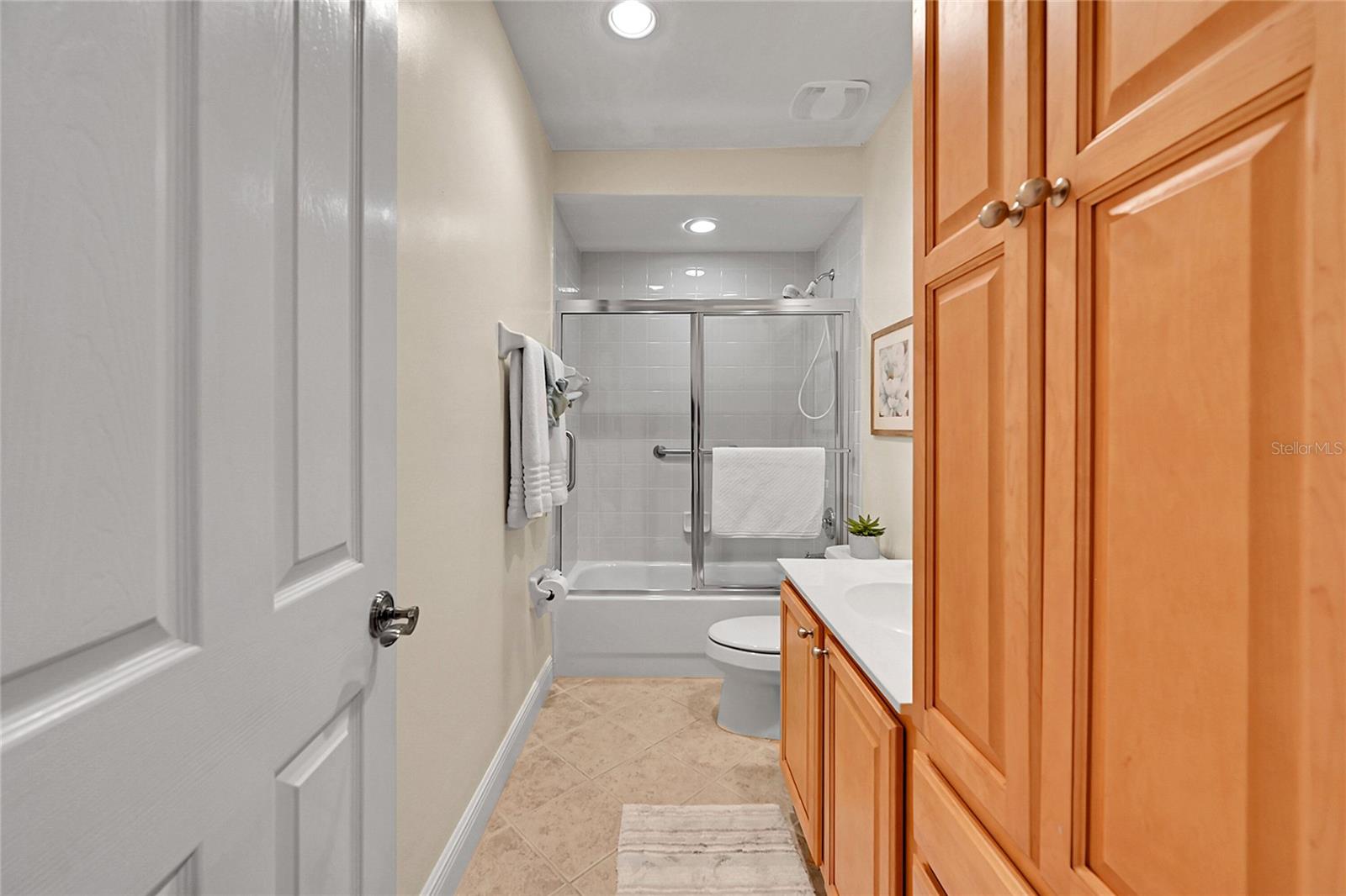 WINDSTAR CONDO SEC - Residential