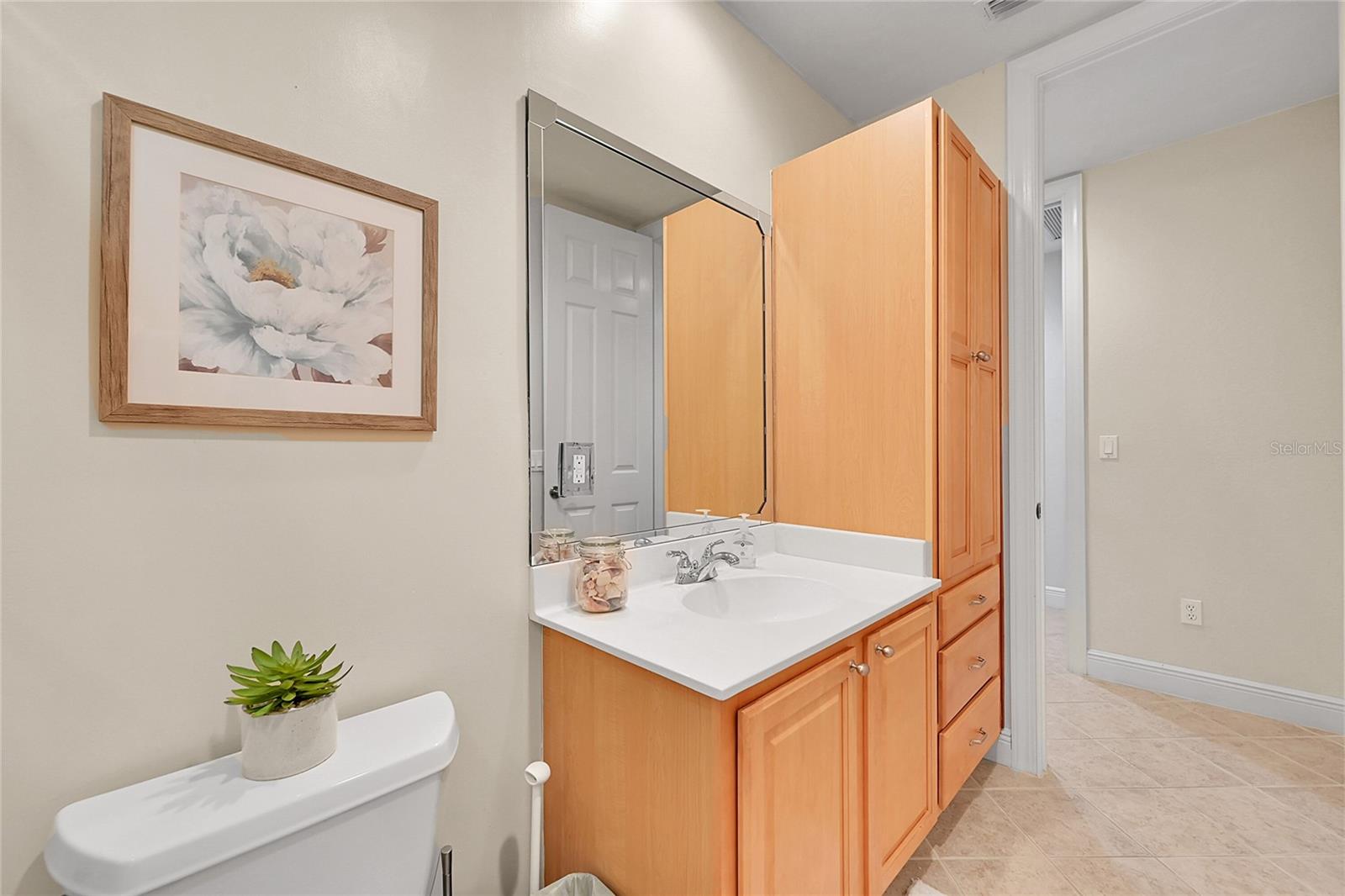 WINDSTAR CONDO SEC - Residential