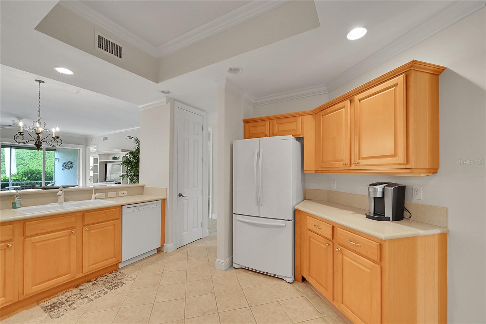 WINDSTAR CONDO SEC - Residential