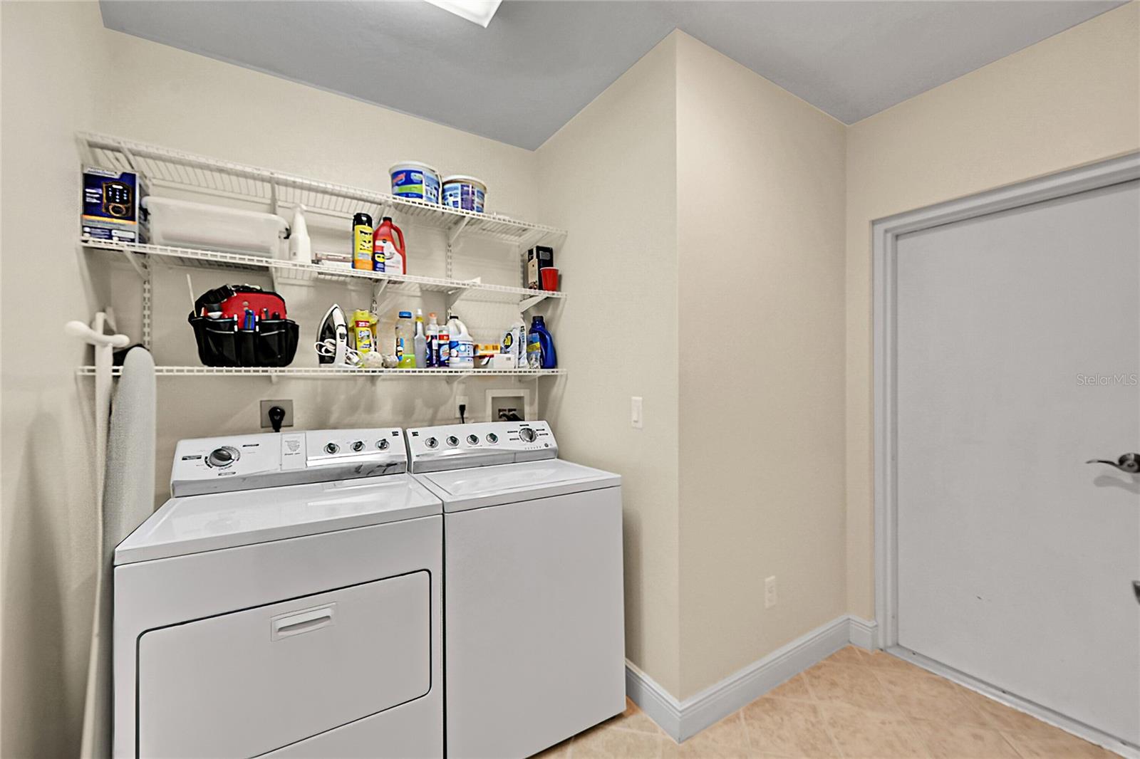 WINDSTAR CONDO SEC - Residential