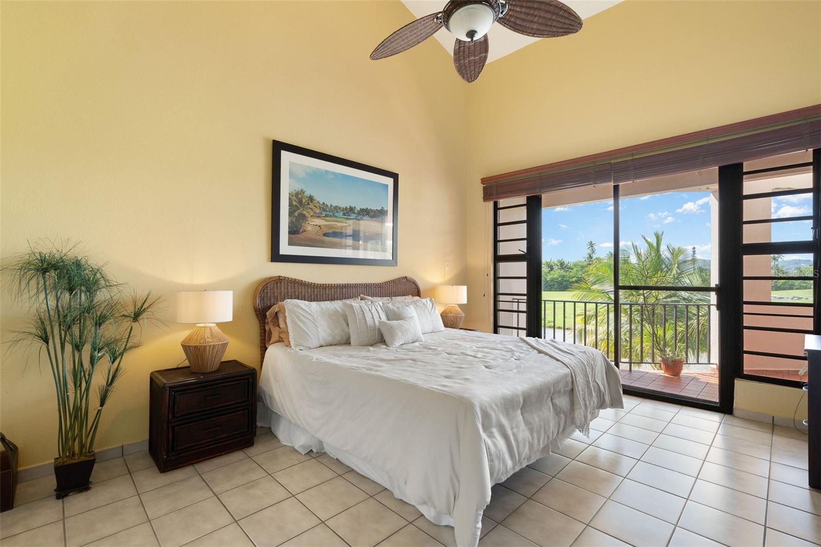 FAIRLAKES VILLAGE - Residential