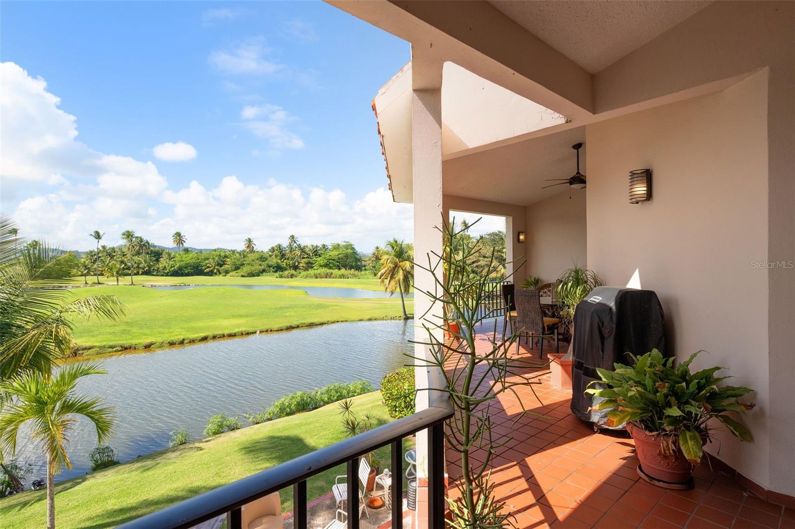 FAIRLAKES VILLAGE - Residential