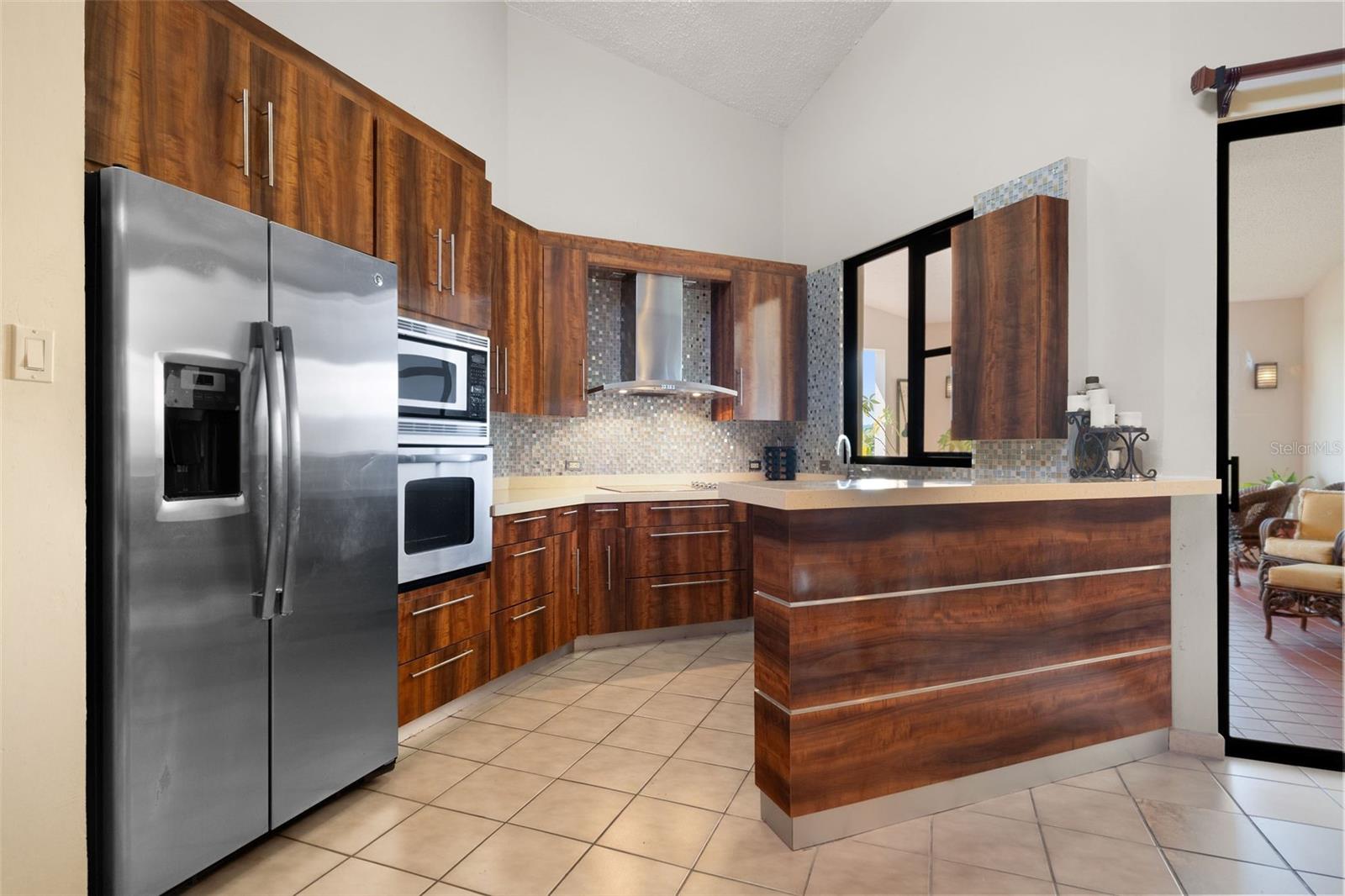 FAIRLAKES VILLAGE - Residential