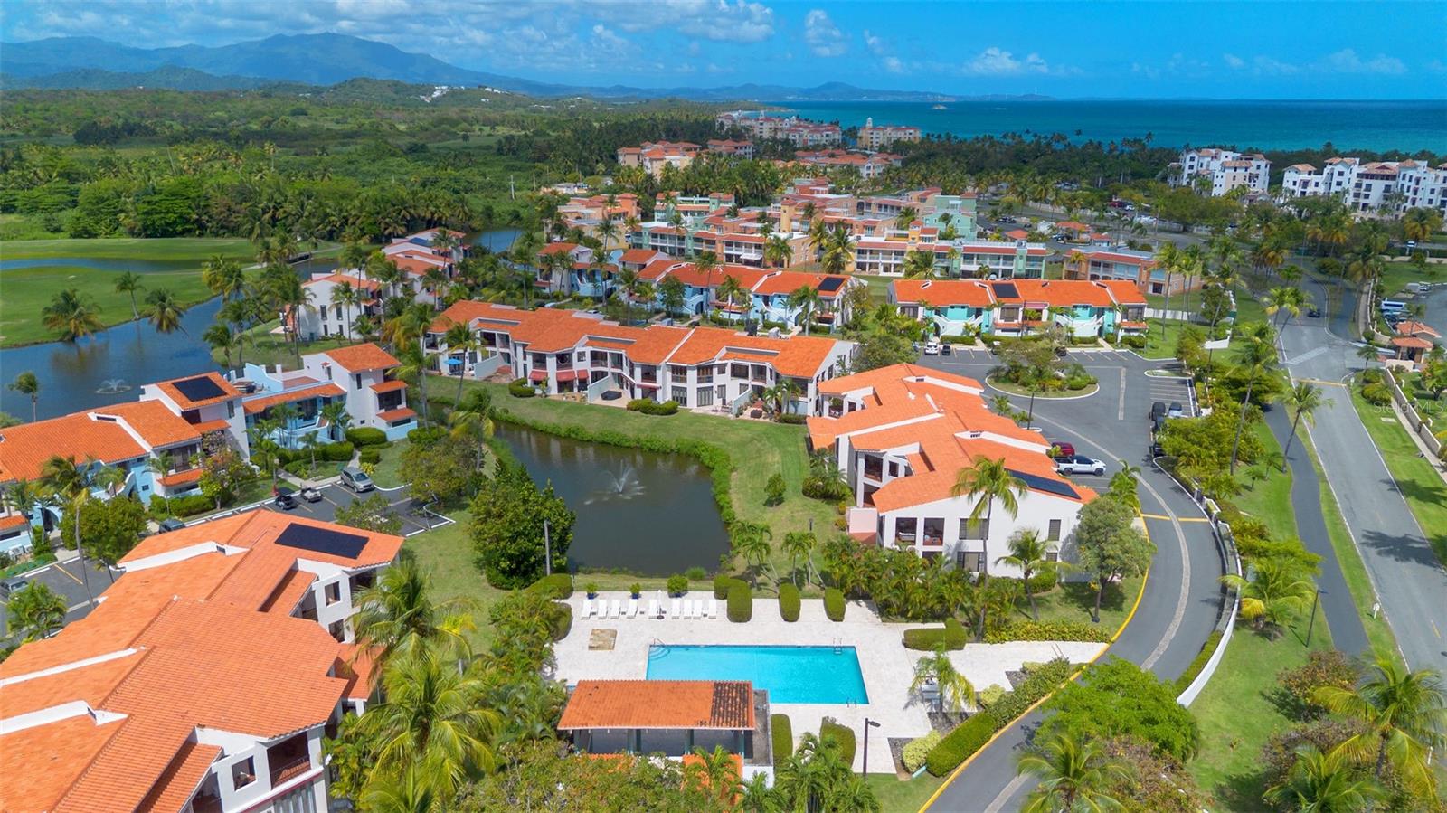 FAIRLAKES VILLAGE - Residential