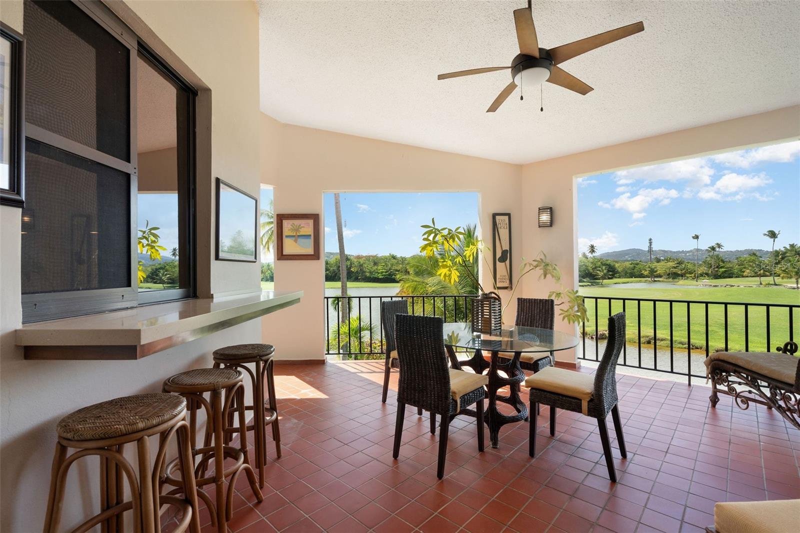 FAIRLAKES VILLAGE - Residential